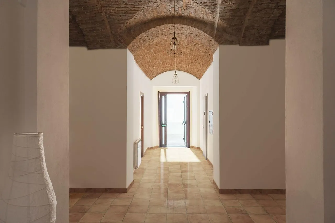 Villa Santadi 4*,
